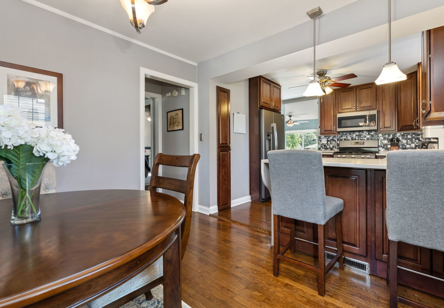 229 W Berkshire Avenue, Lombard, IL 60148