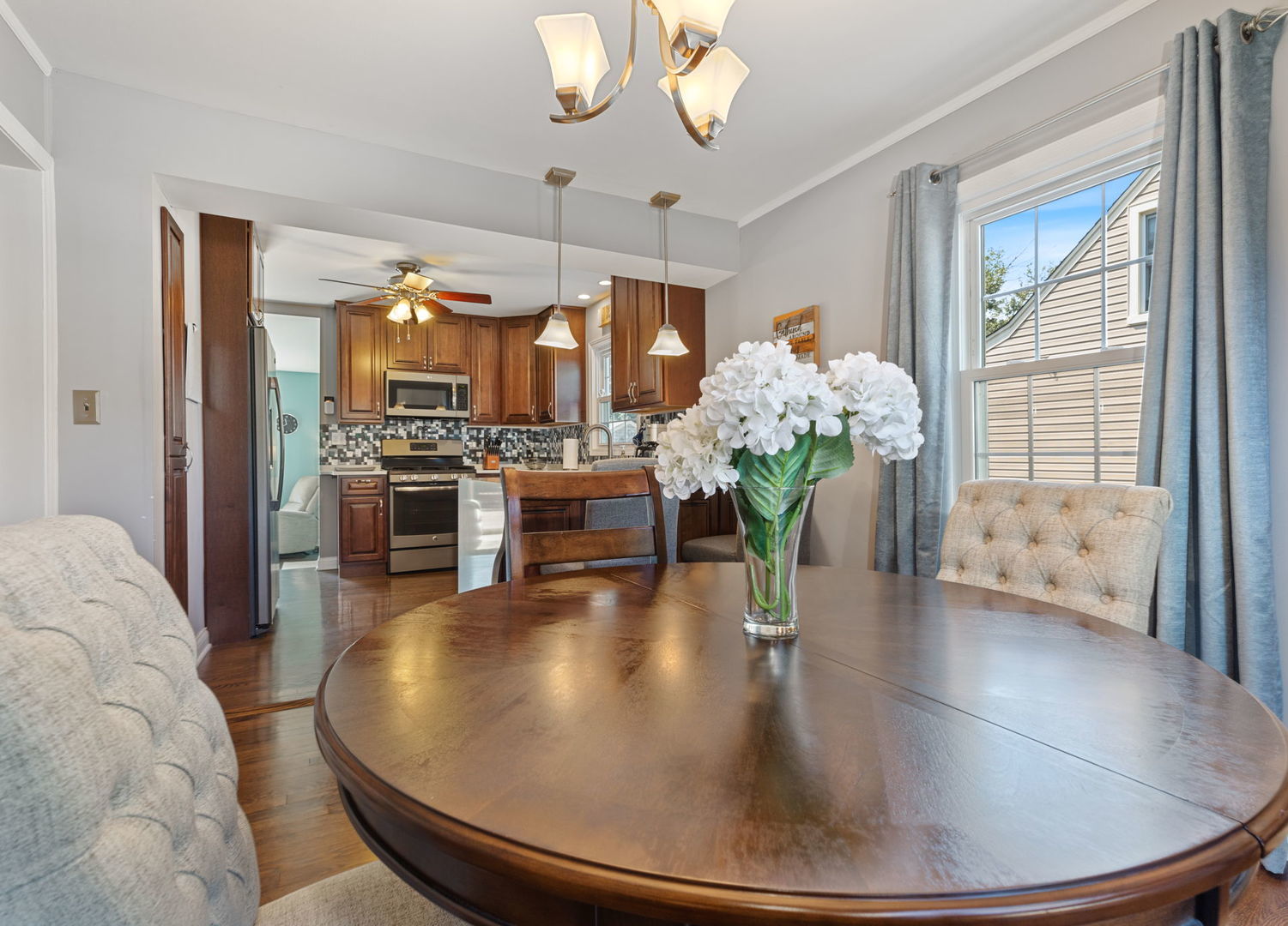 229 W Berkshire Avenue, Lombard, IL 60148