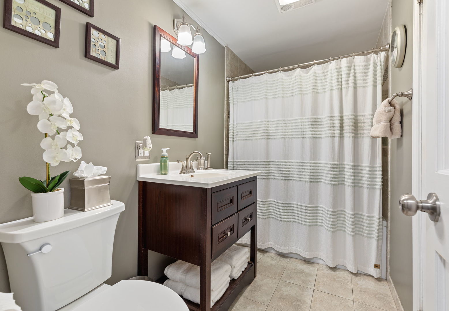 229 W Berkshire Avenue, Lombard, IL 60148