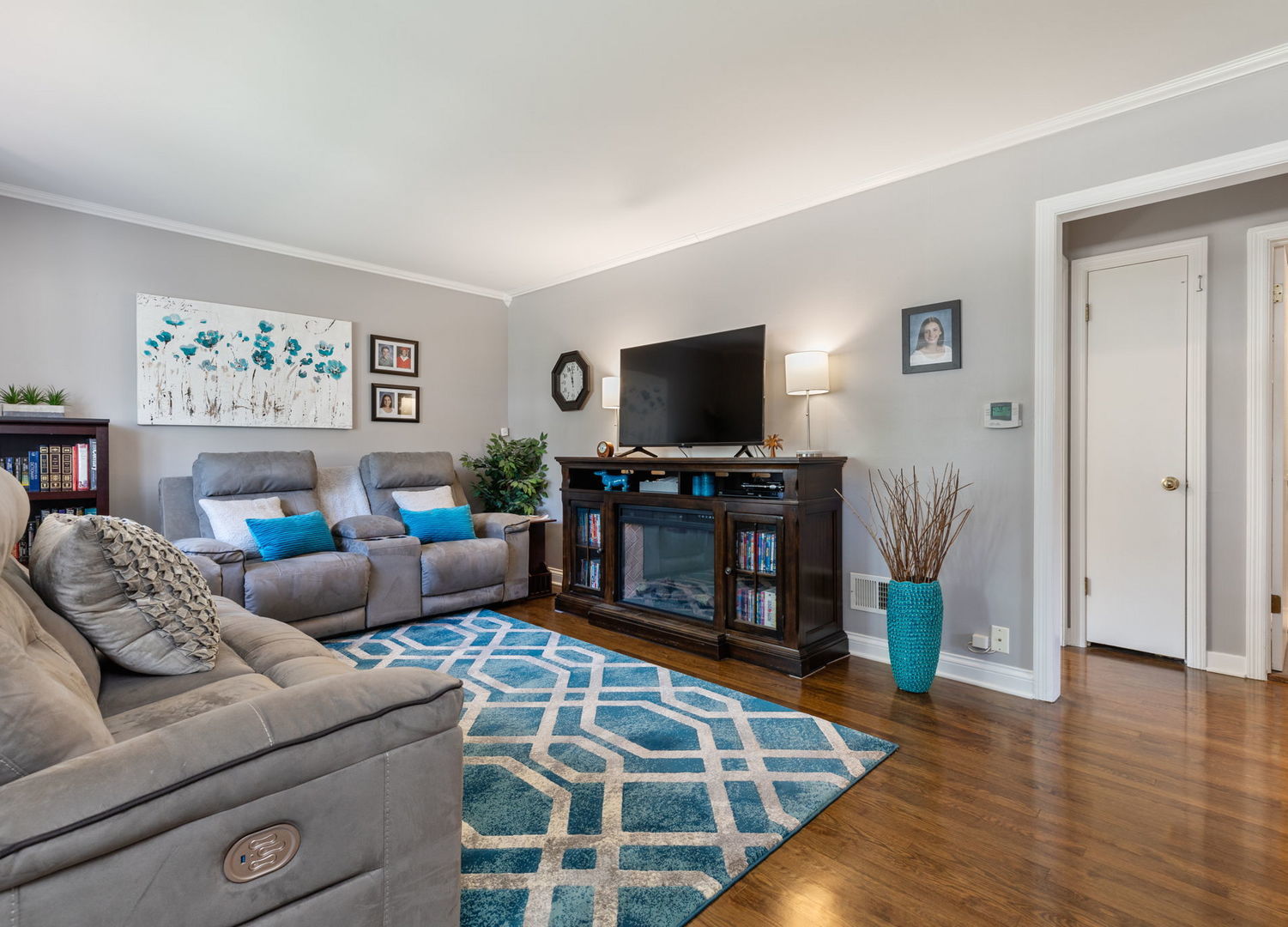 229 W Berkshire Avenue, Lombard, IL 60148