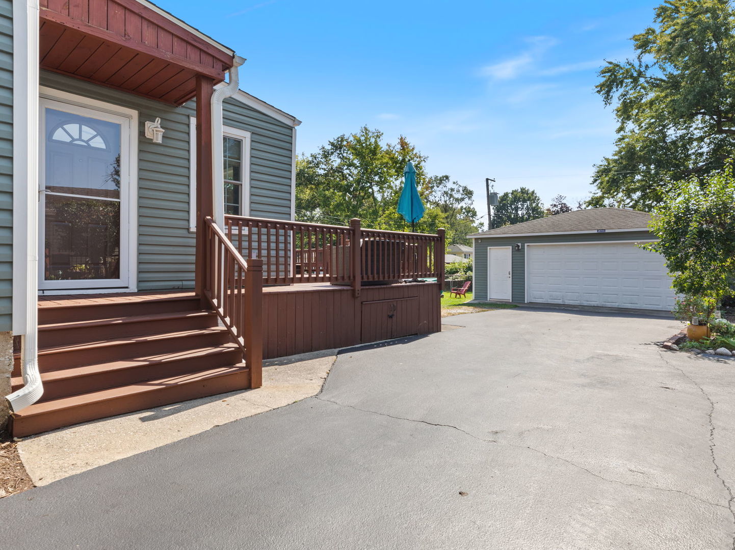 229 W Berkshire Avenue, Lombard, IL 60148