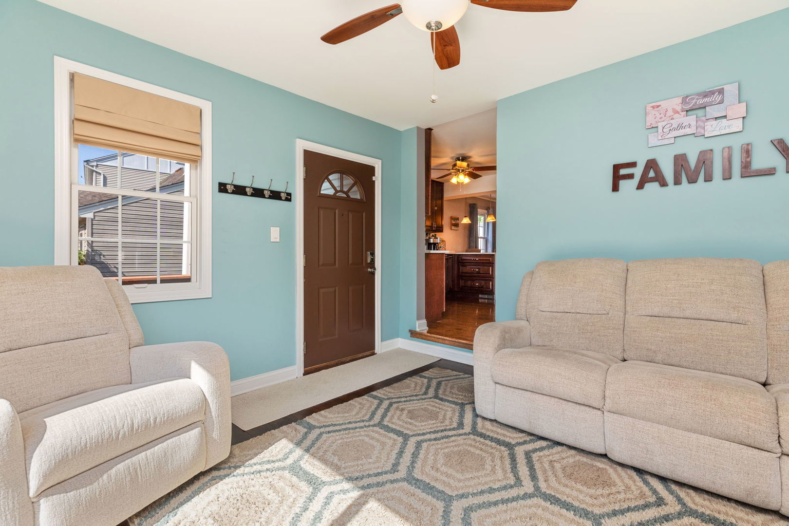 229 W Berkshire Avenue, Lombard, IL 60148