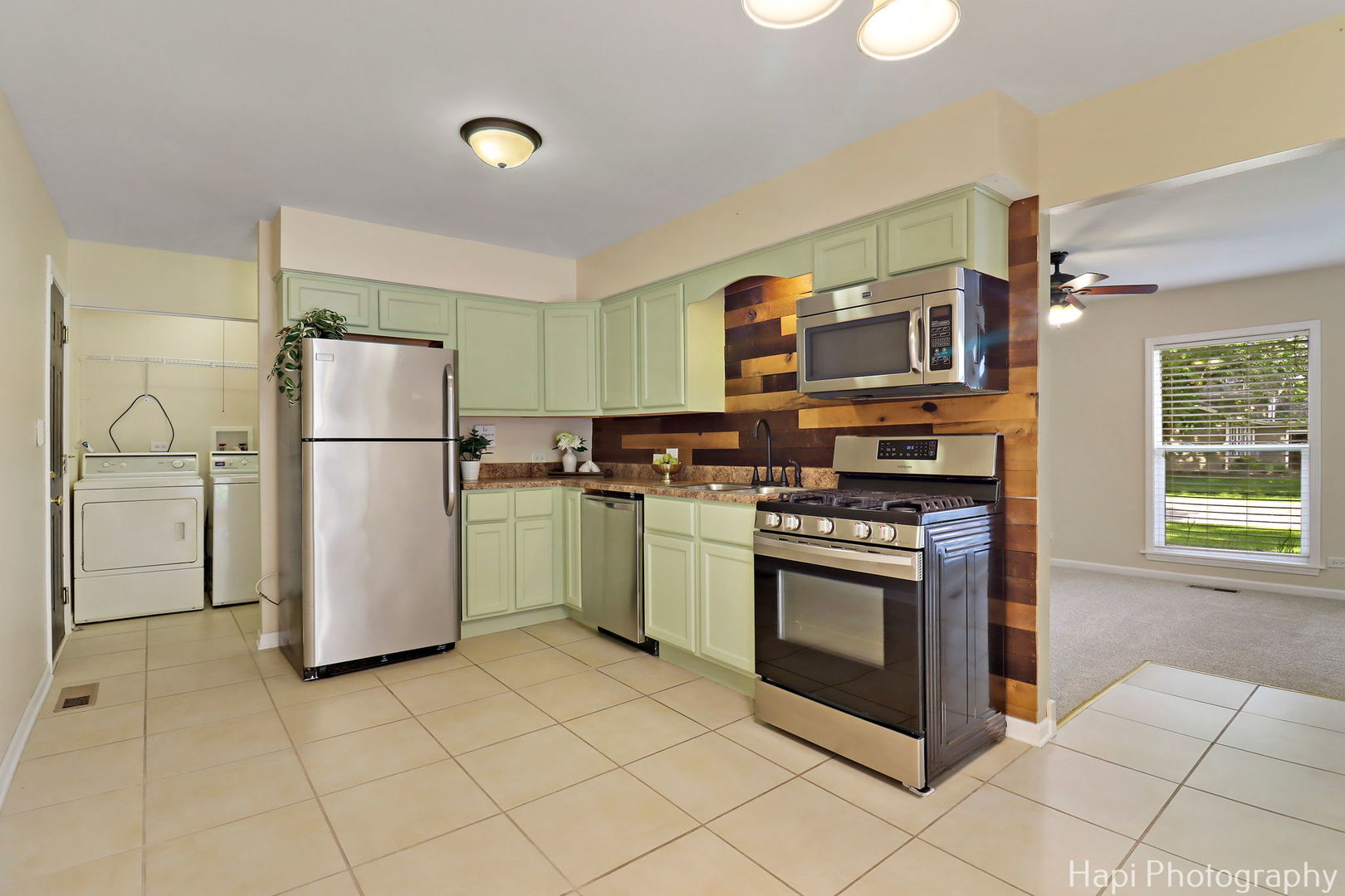 4717 Prairie Avenue, McHenry, IL 60050