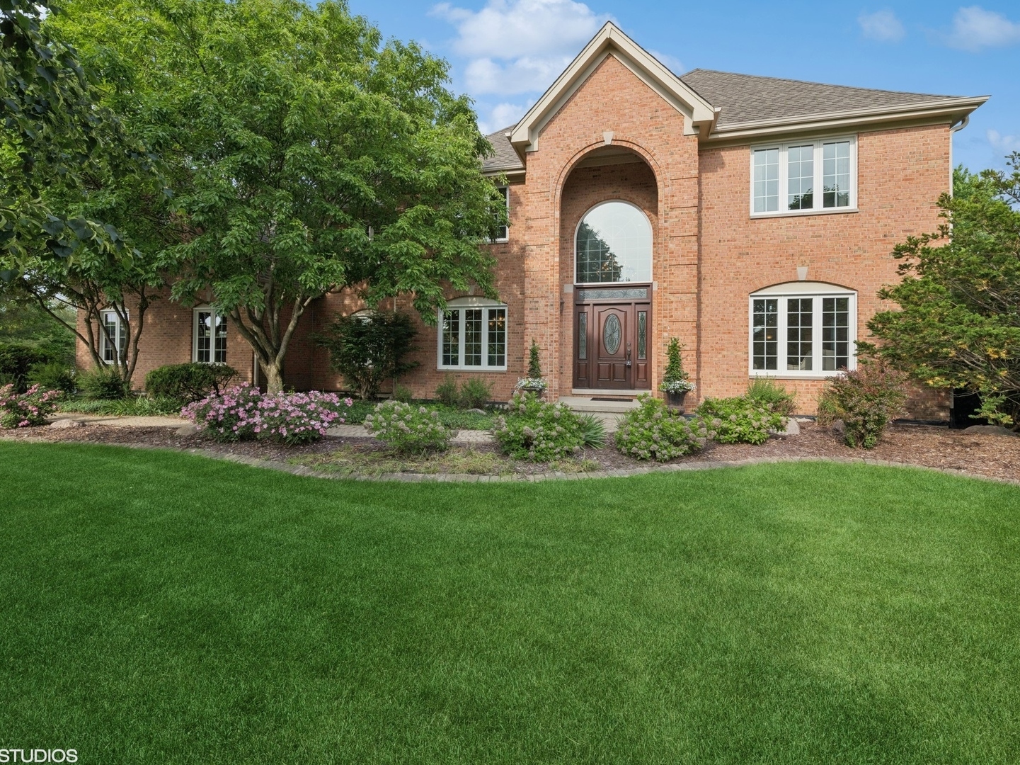 25397 N Northbridge Road, Hawthorn Woods, IL 60047