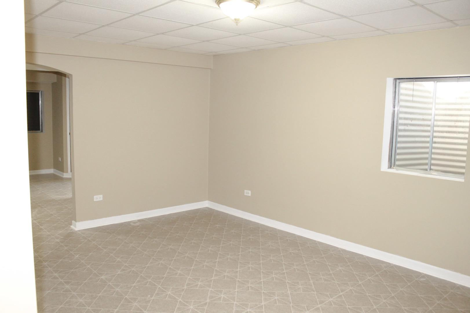 19057 S Saddlebrook Drive, Shorewood, IL 60404