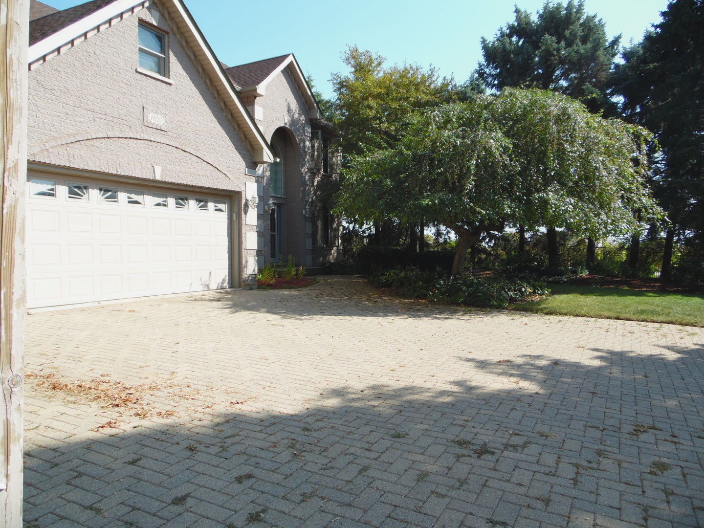 19057 S Saddlebrook Drive, Shorewood, IL 60404