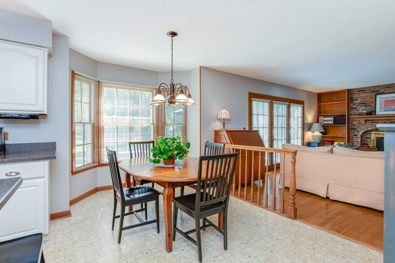 0S435 Madison Street, Winfield, IL 60190