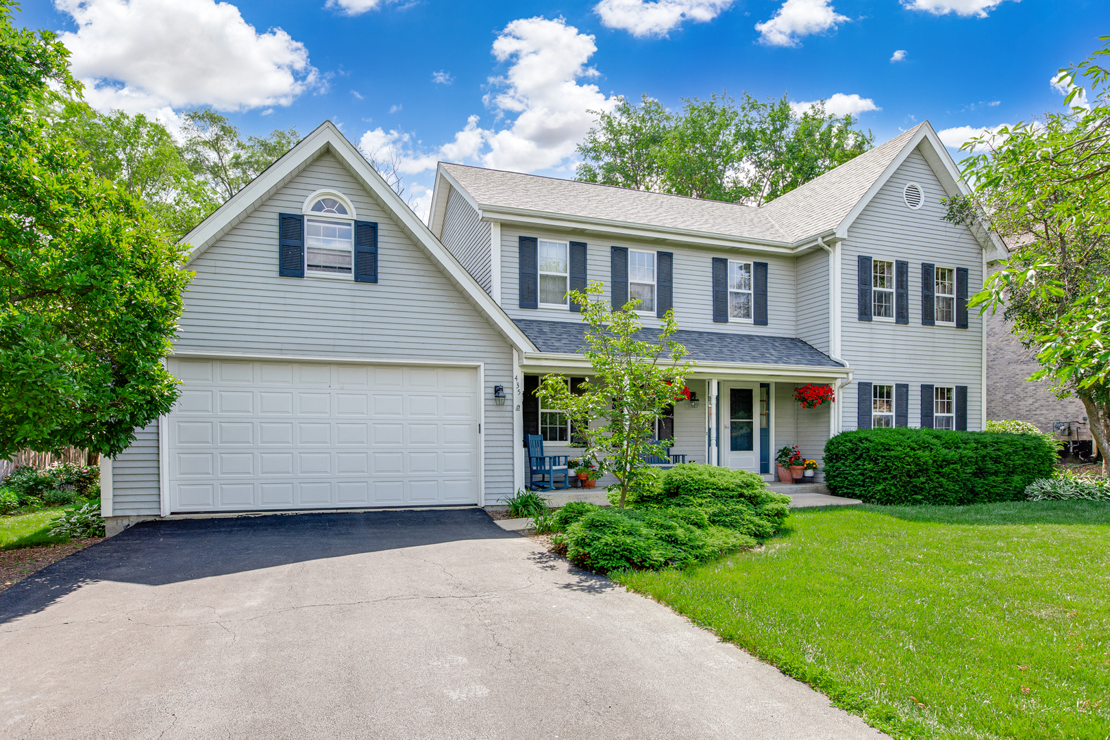 0S435 Madison Street, Winfield, IL 60190