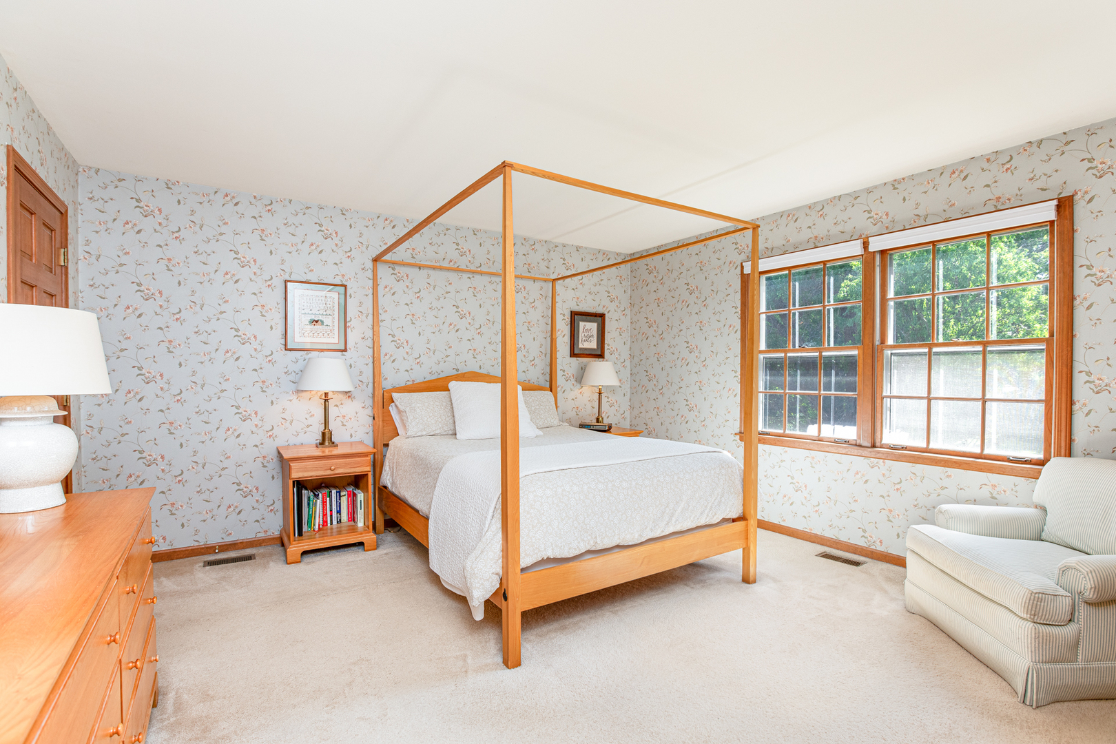 0S435 Madison Street, Winfield, IL 60190