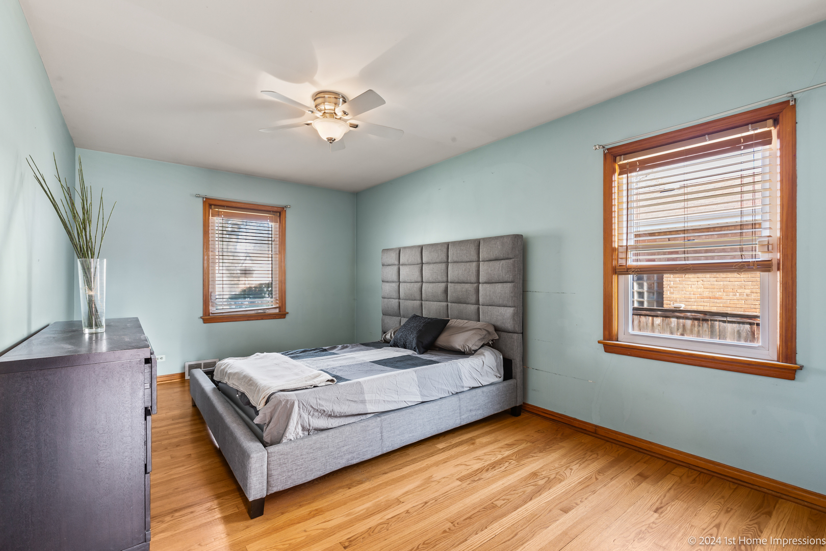 18531 Marshfield Avenue, Homewood, IL 60430