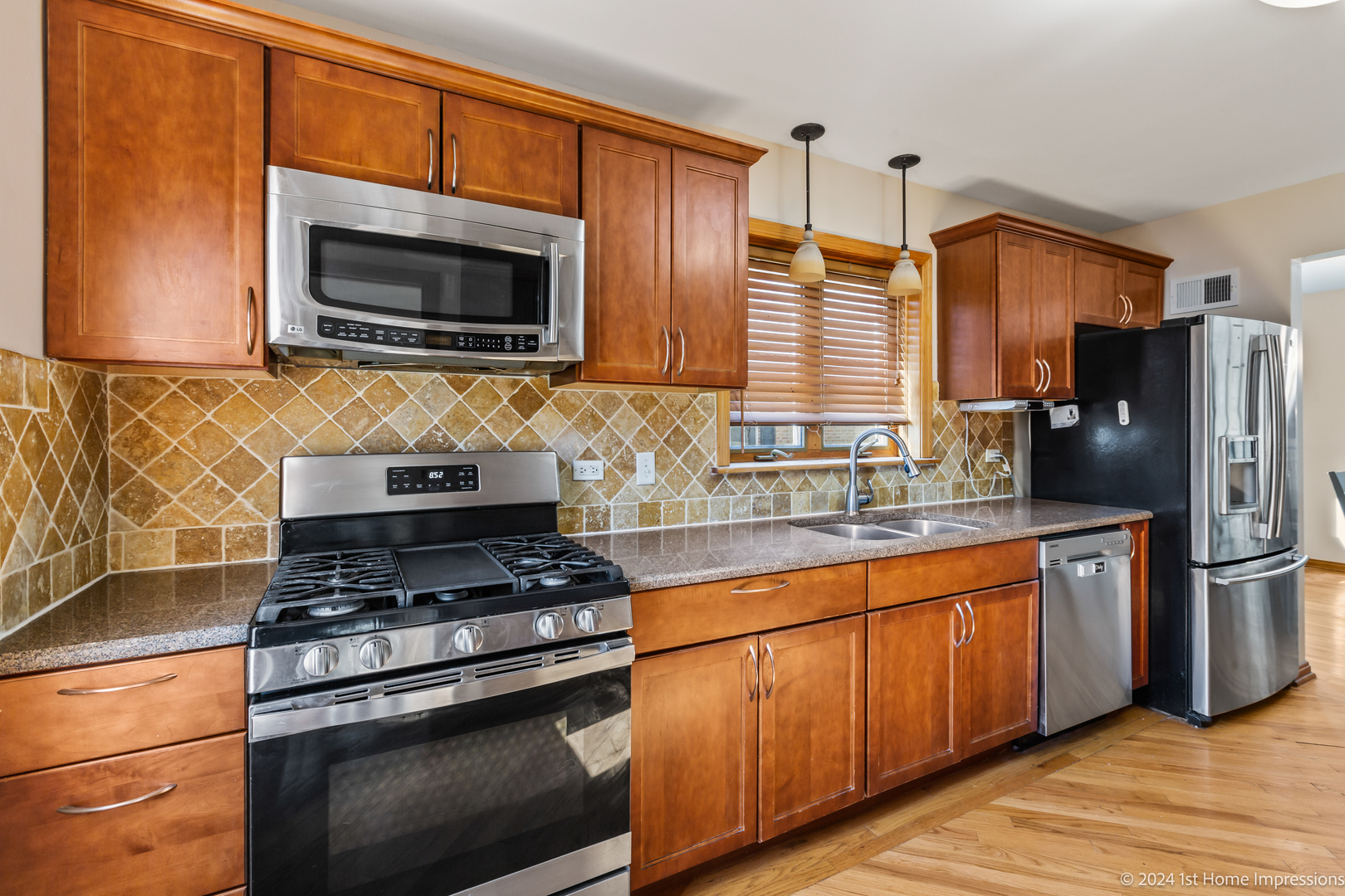 18531 Marshfield Avenue, Homewood, IL 60430