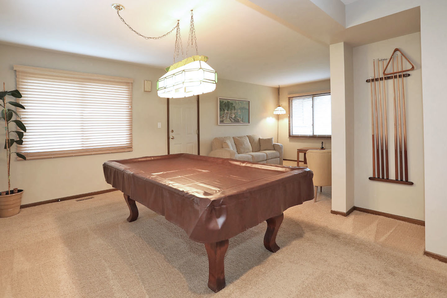 740 Ruskin Drive, Elk Grove Village, IL 60007