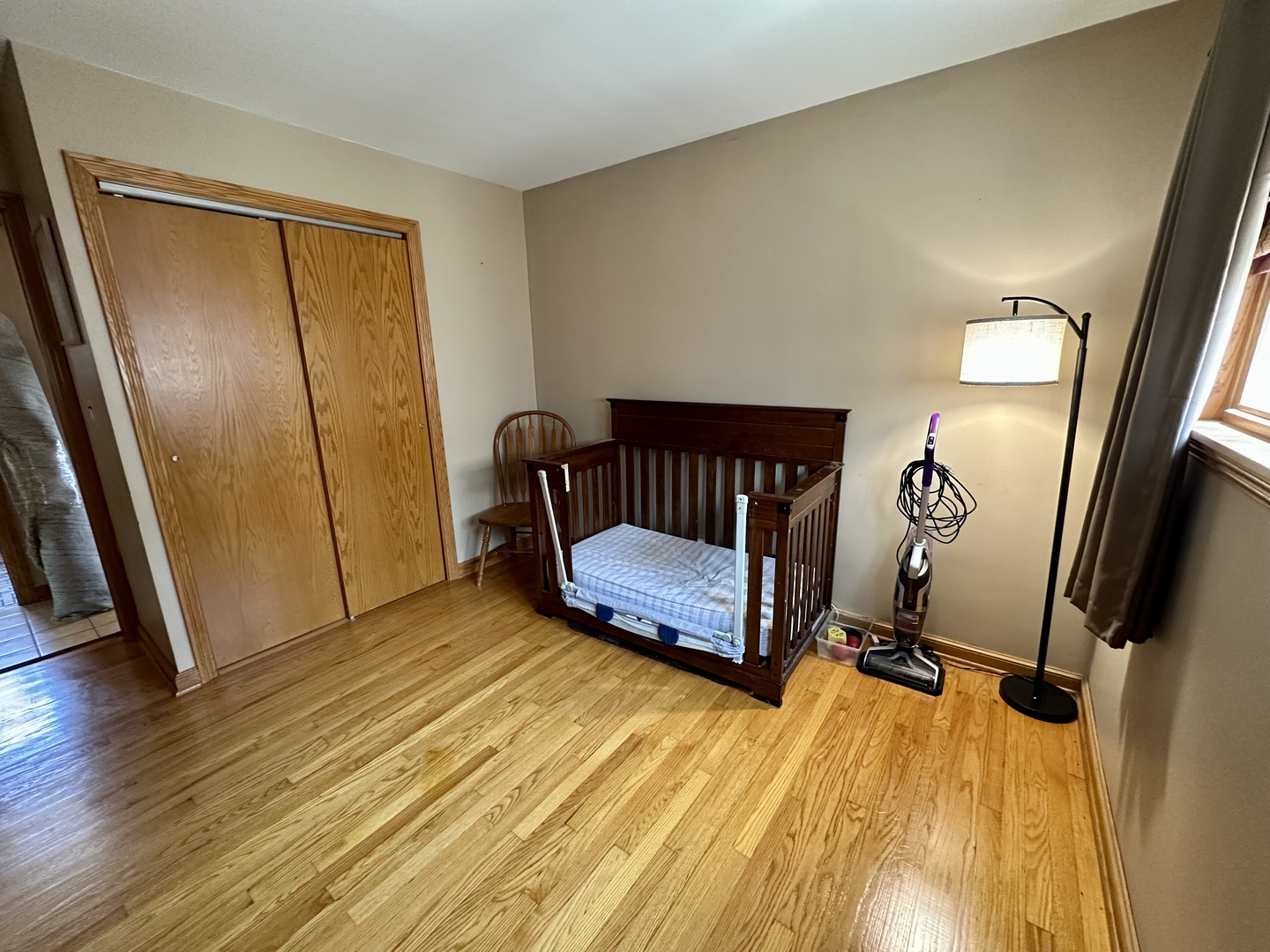8611 S Knox Avenue, Chicago, IL 60652