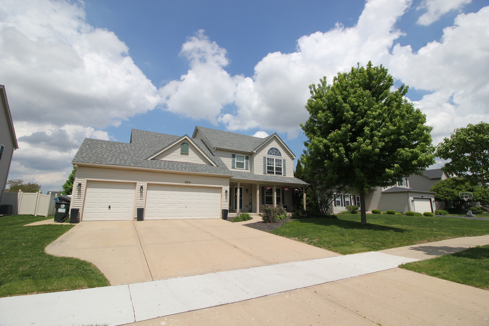 923 Western Lane, Yorkville, IL 60560