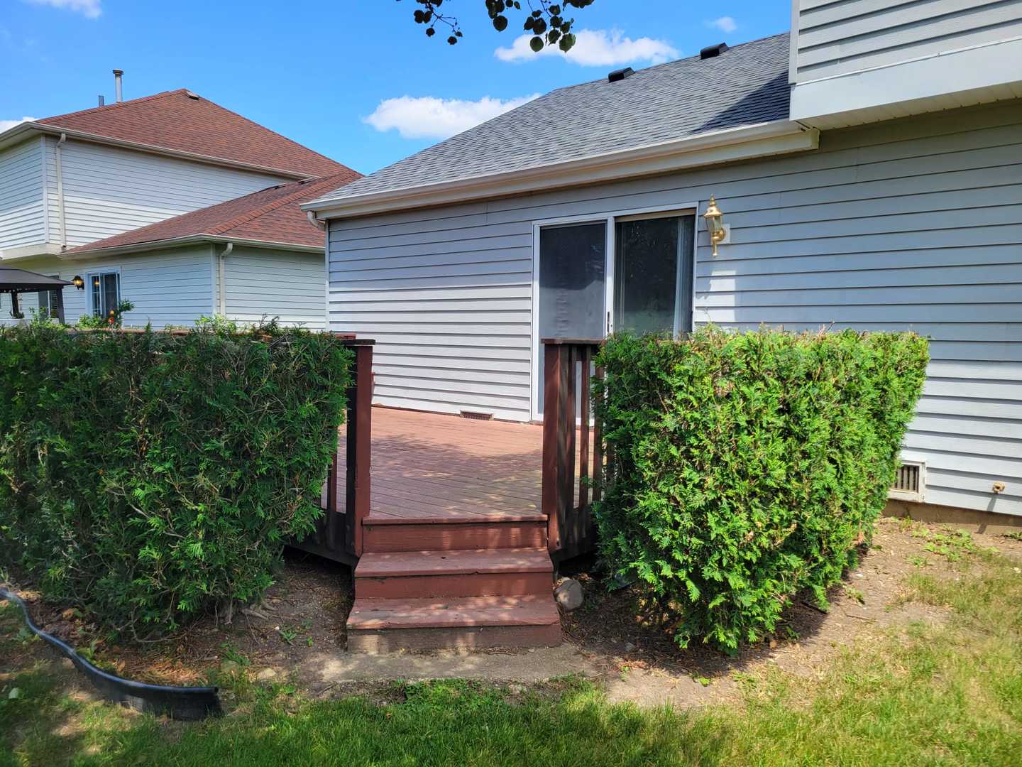 242 Stafford Drive, Mundelein, IL 60060