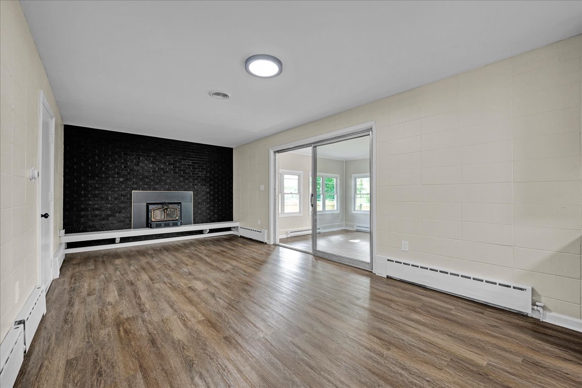 528 Ashby Drive, Charleston, IL 61920
