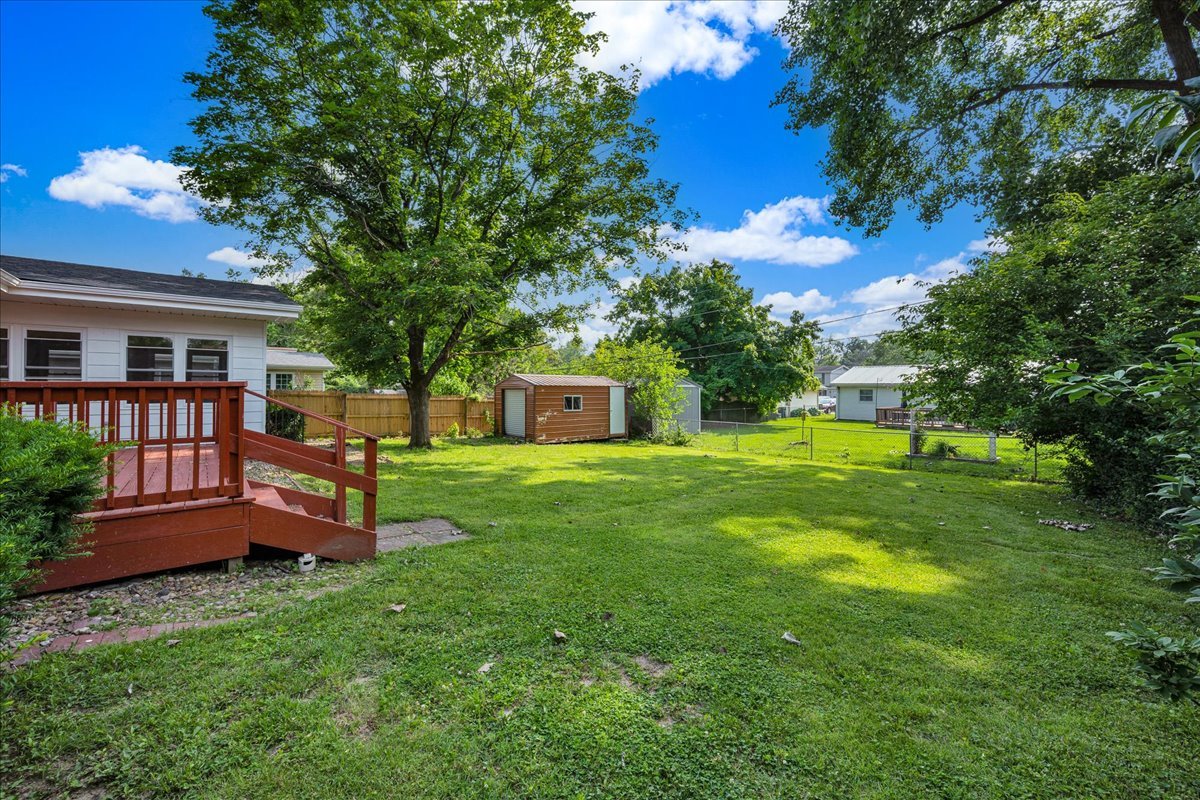 528 Ashby Drive, Charleston, IL 61920