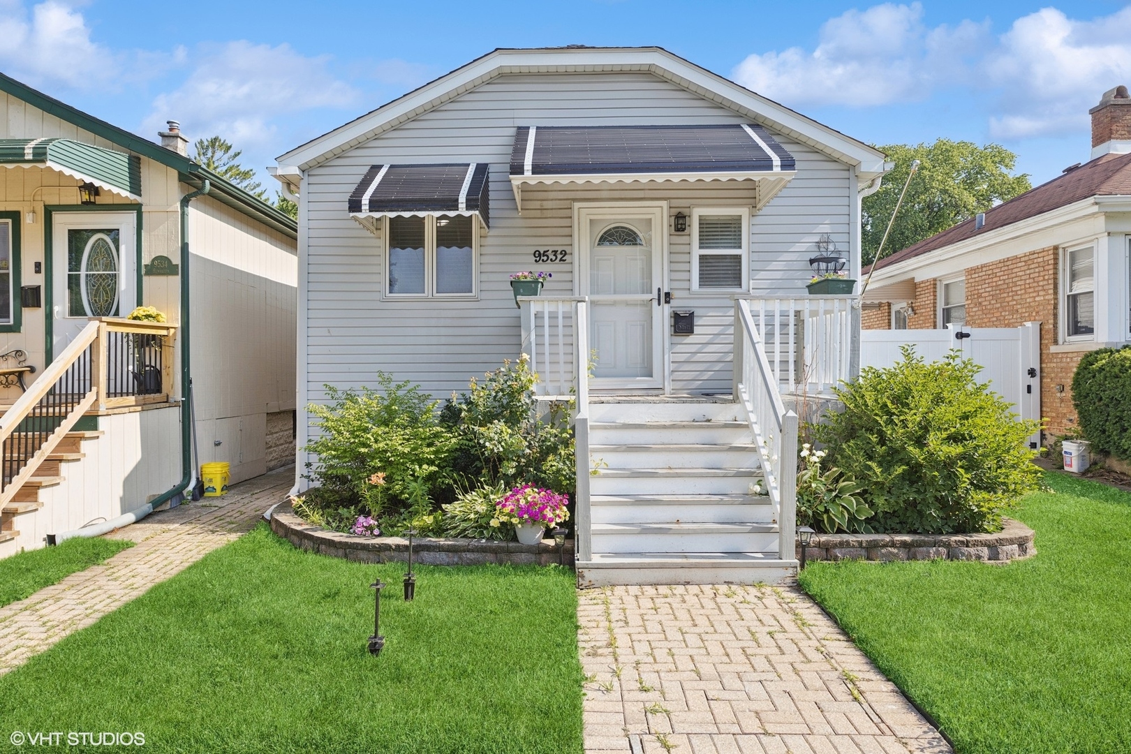 9532 Henrietta Avenue, Brookfield, IL 60513