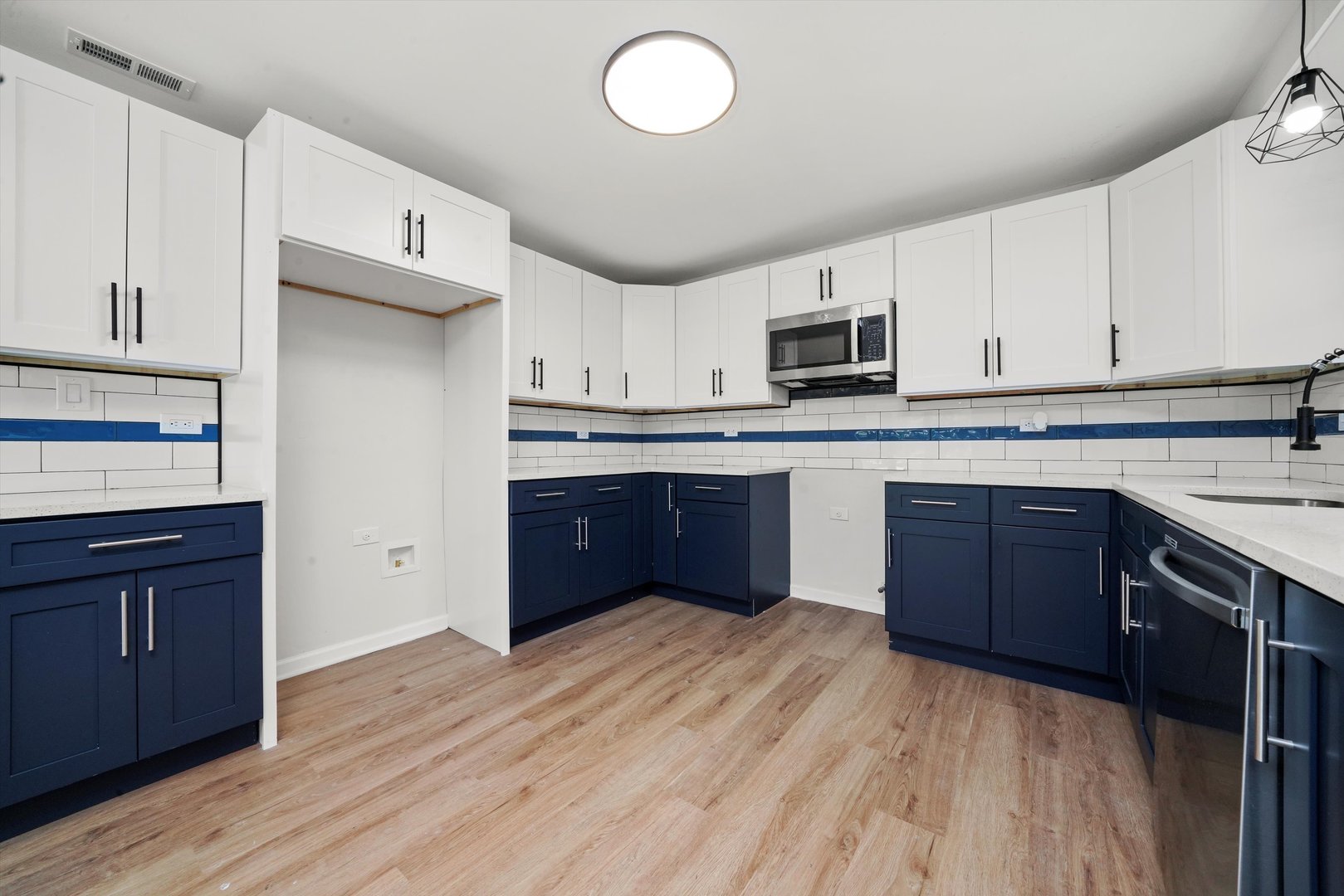 423 Lakewood Boulevard, Park Forest, IL 60466