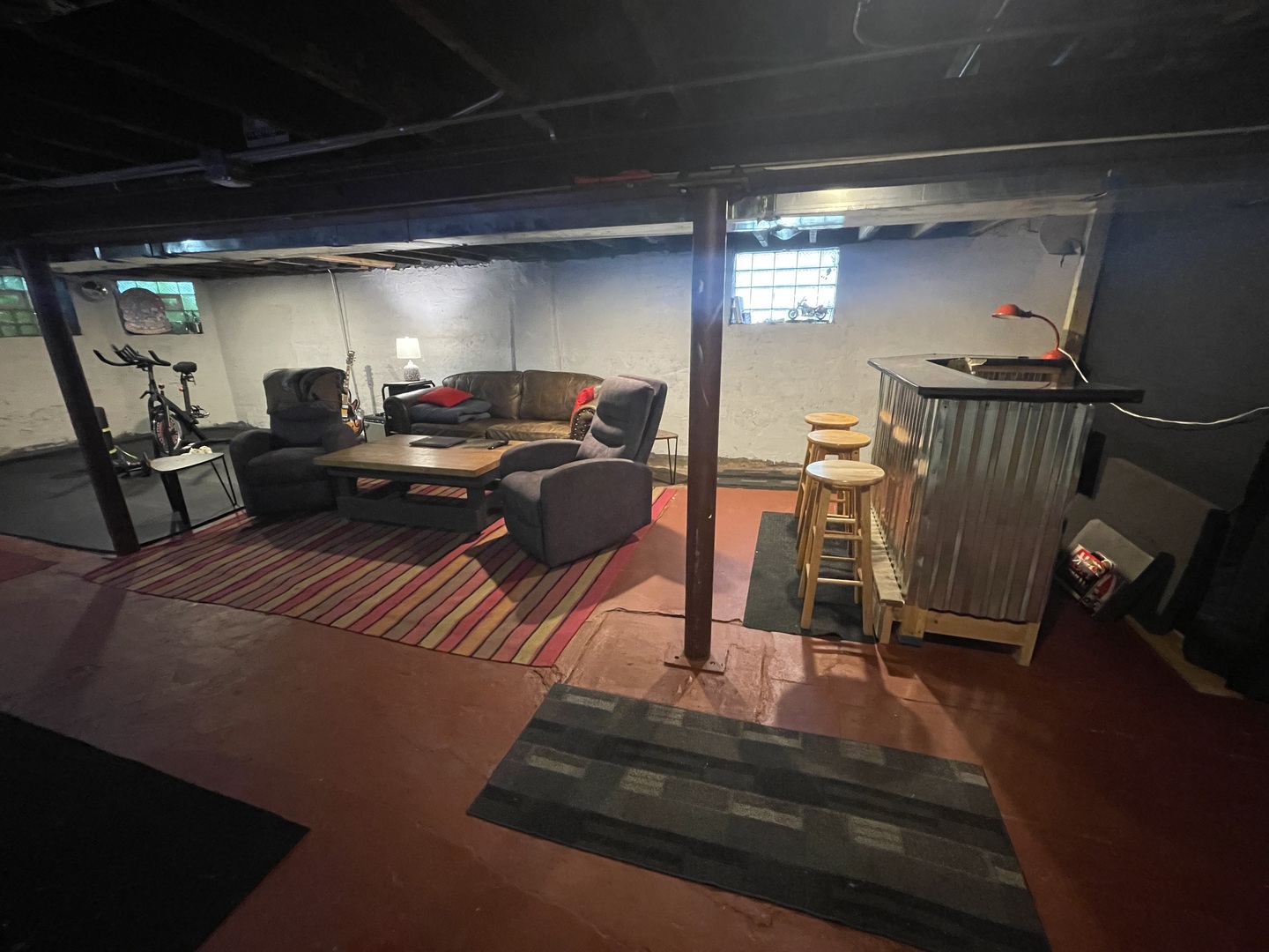 3401 W Beach Avenue, Chicago, IL 60651