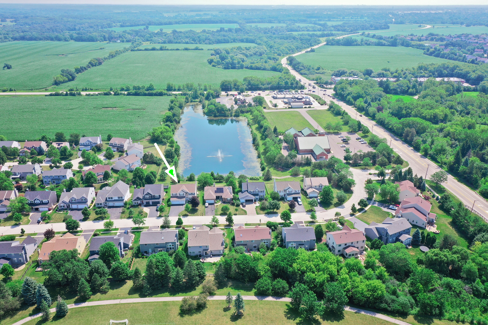 299 Cross Creek Lane, Lindenhurst, IL 60046