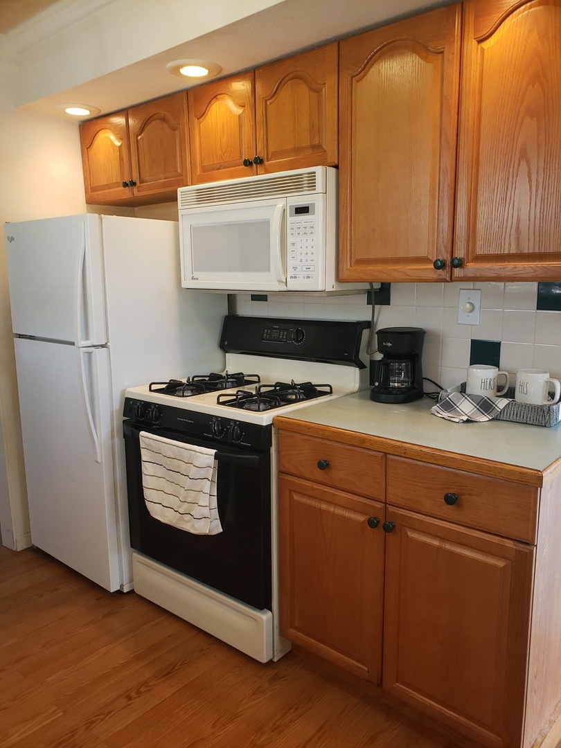 14643 Homan Avenue, Midlothian, IL 60445