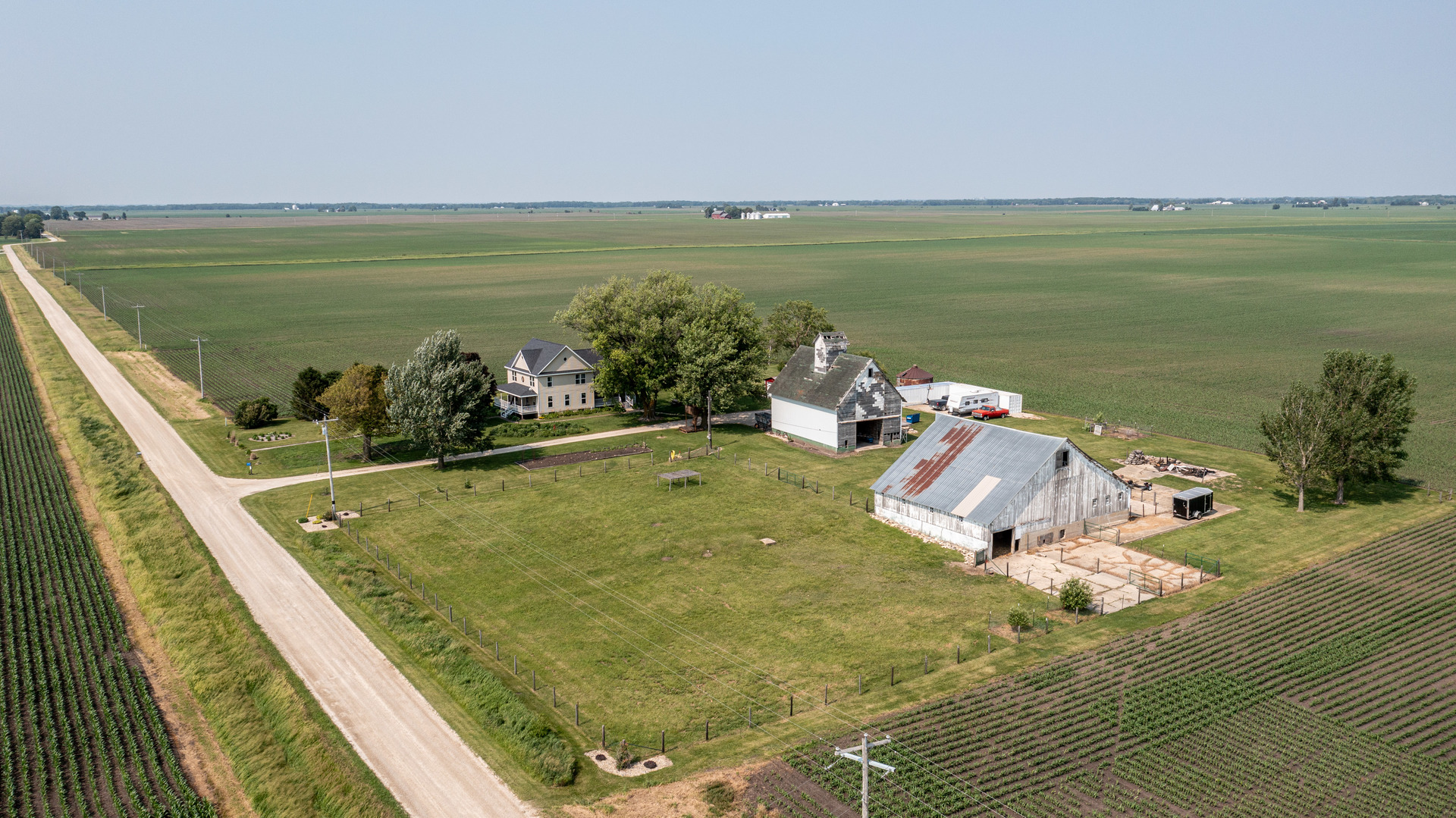 4116 E 13th Road, Earlville, IL 60518