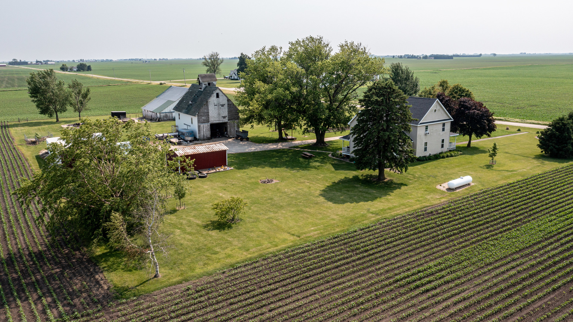 4116 E 13th Road, Earlville, IL 60518