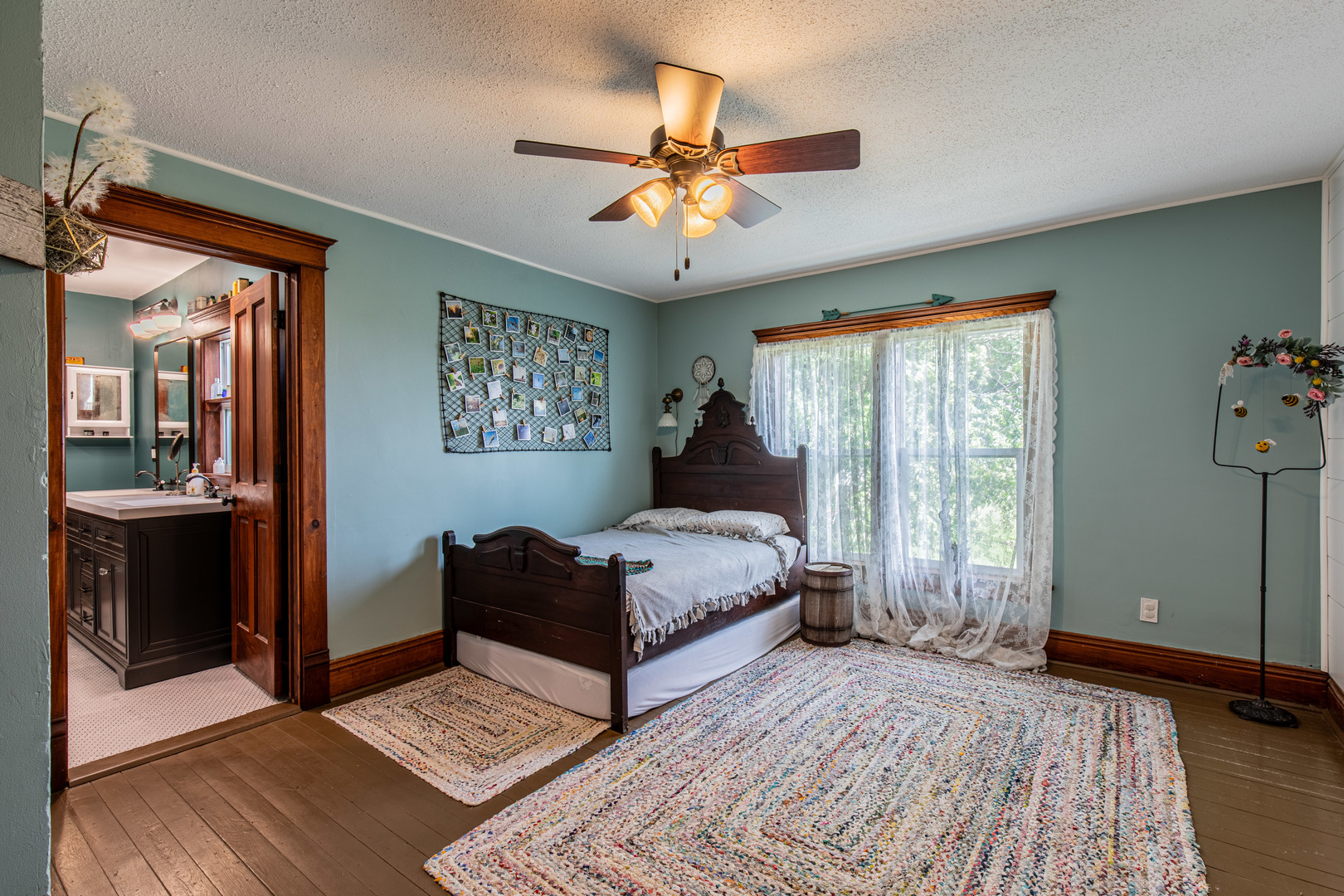 4116 E 13th Road, Earlville, IL 60518