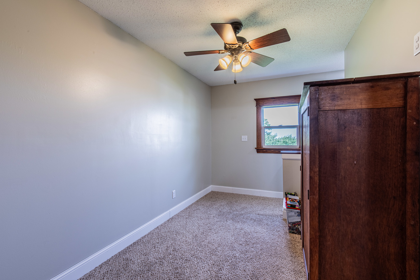 4116 E 13th Road, Earlville, IL 60518