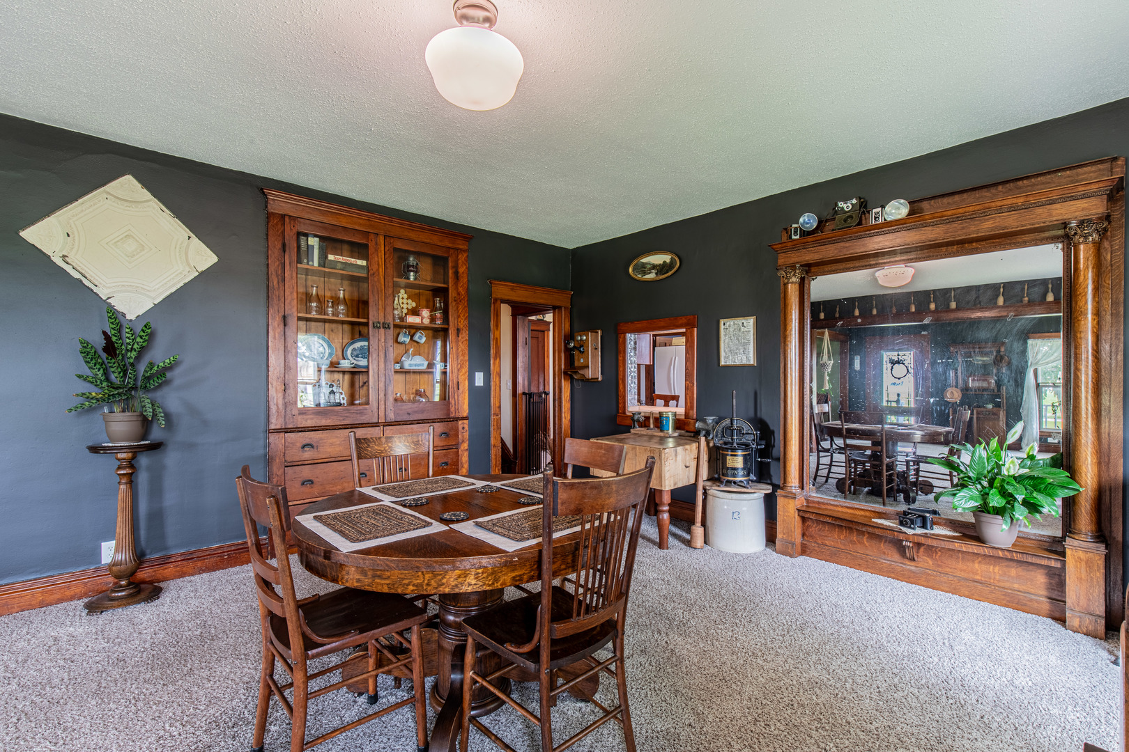 4116 E 13th Road, Earlville, IL 60518