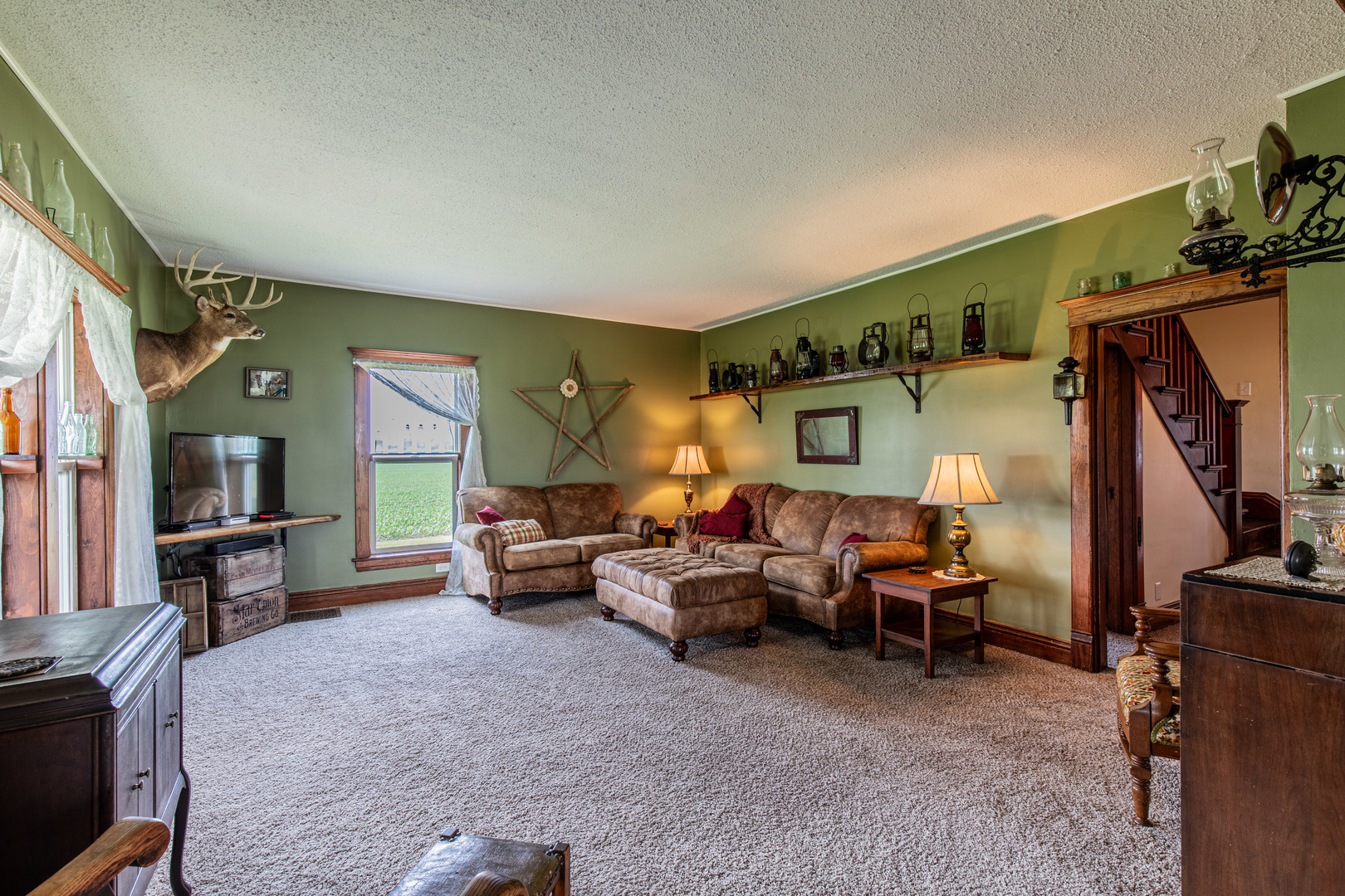 4116 E 13th Road, Earlville, IL 60518