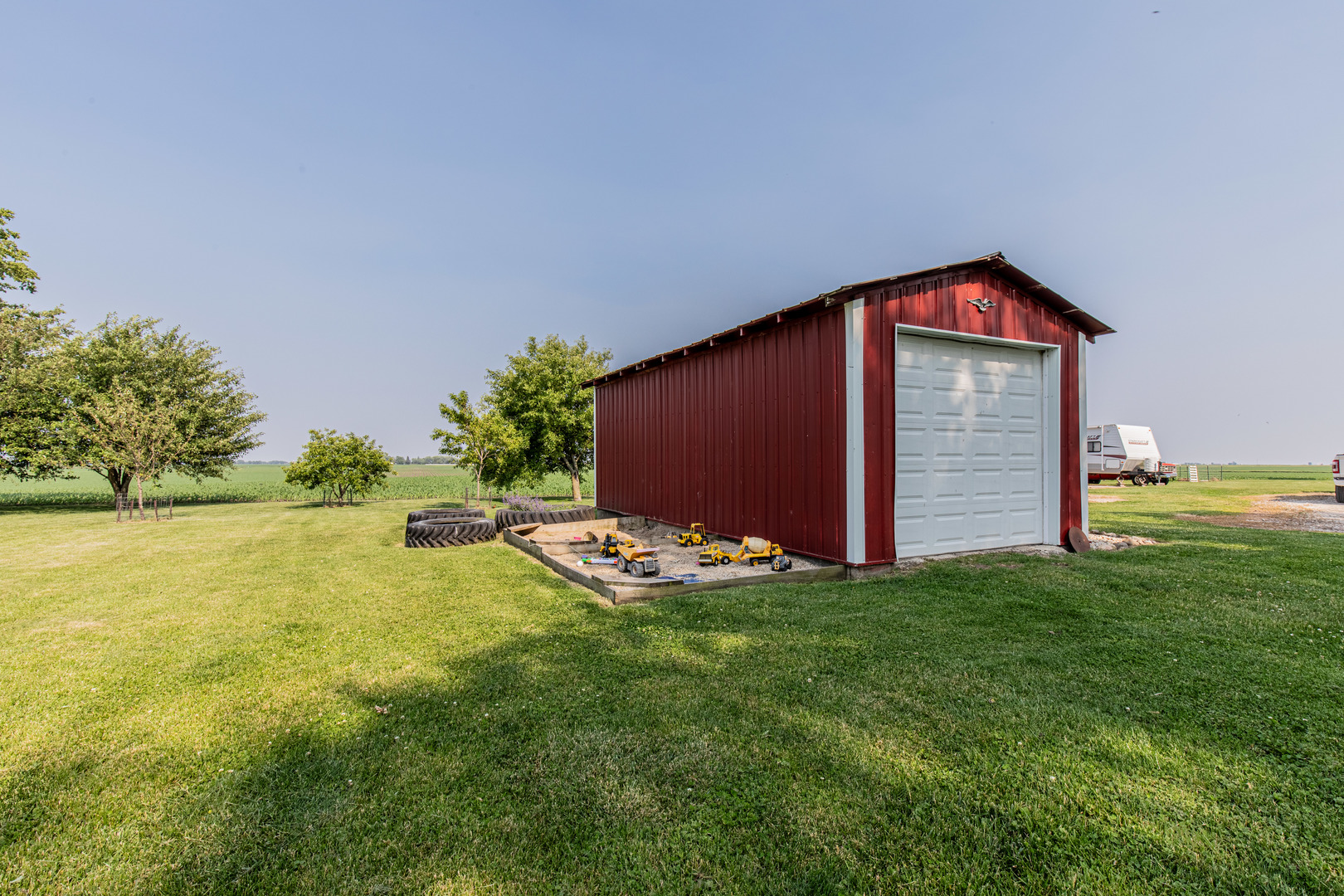 4116 E 13th Road, Earlville, IL 60518