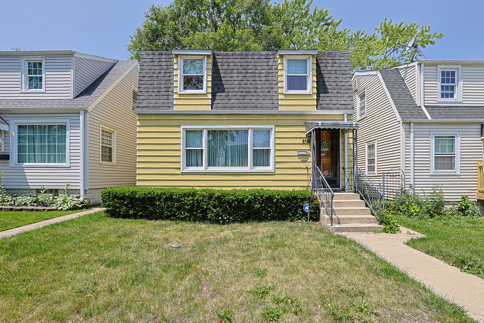 3750 N Octavia Avenue, Chicago, IL 60634