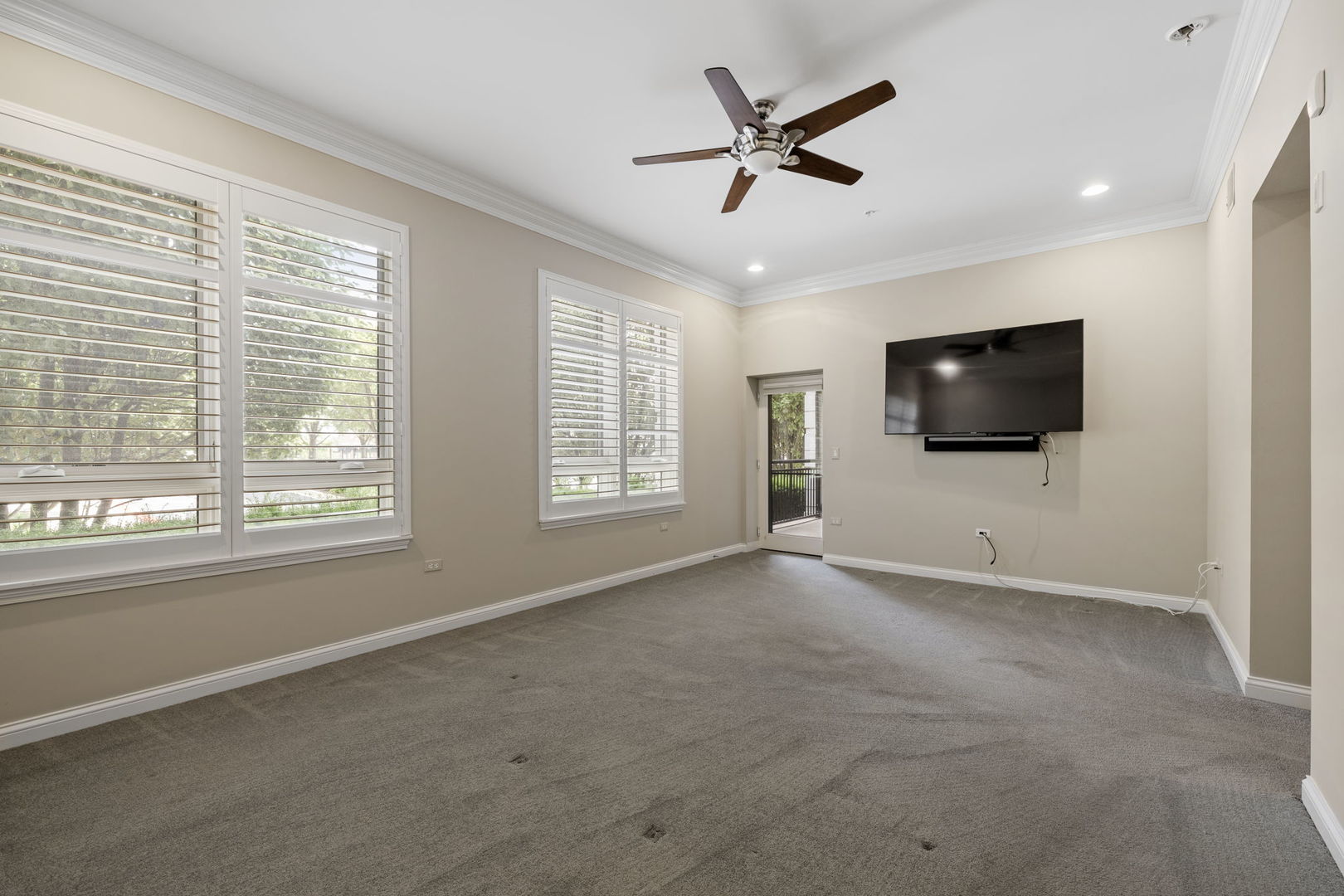1000 Village Center Drive #103, Burr Ridge, IL 60527