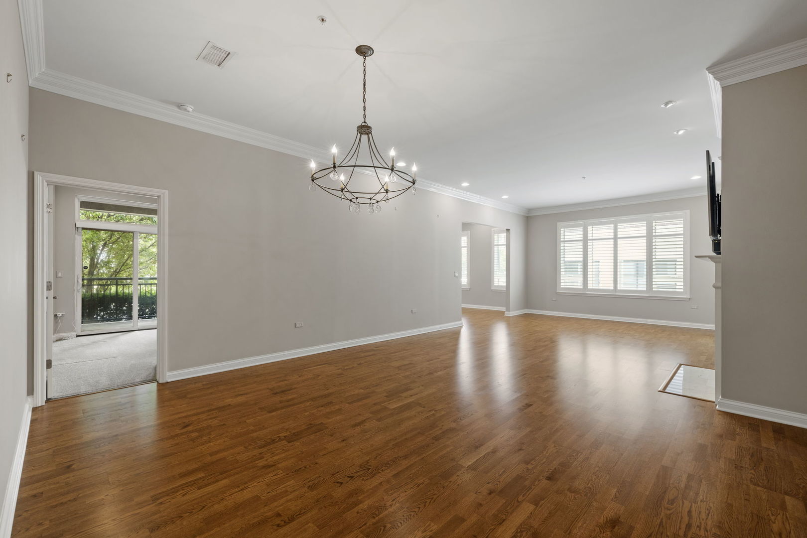 1000 Village Center Drive #103, Burr Ridge, IL 60527
