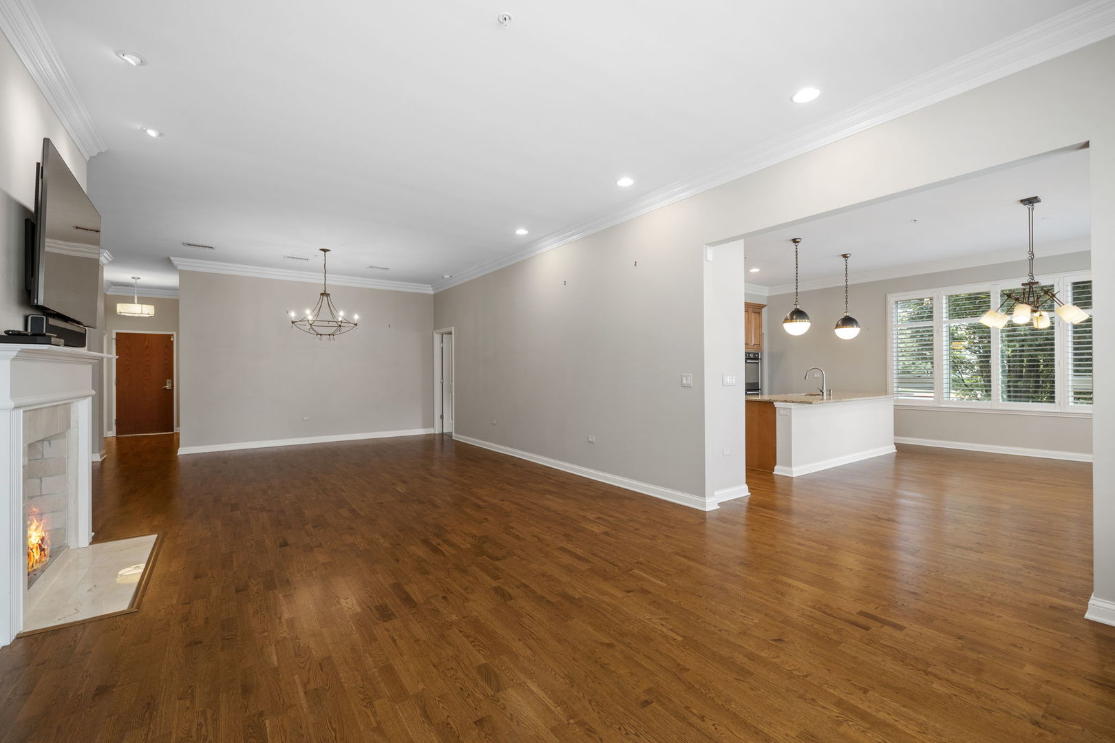 1000 Village Center Drive #103, Burr Ridge, IL 60527