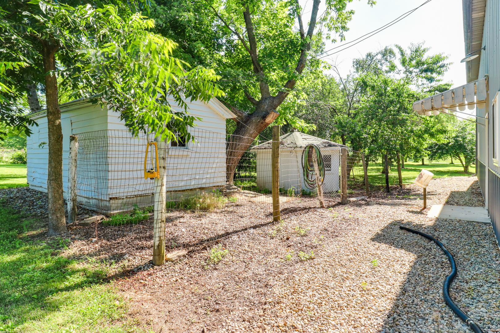 105 W C Street, Delavan, IL 61734