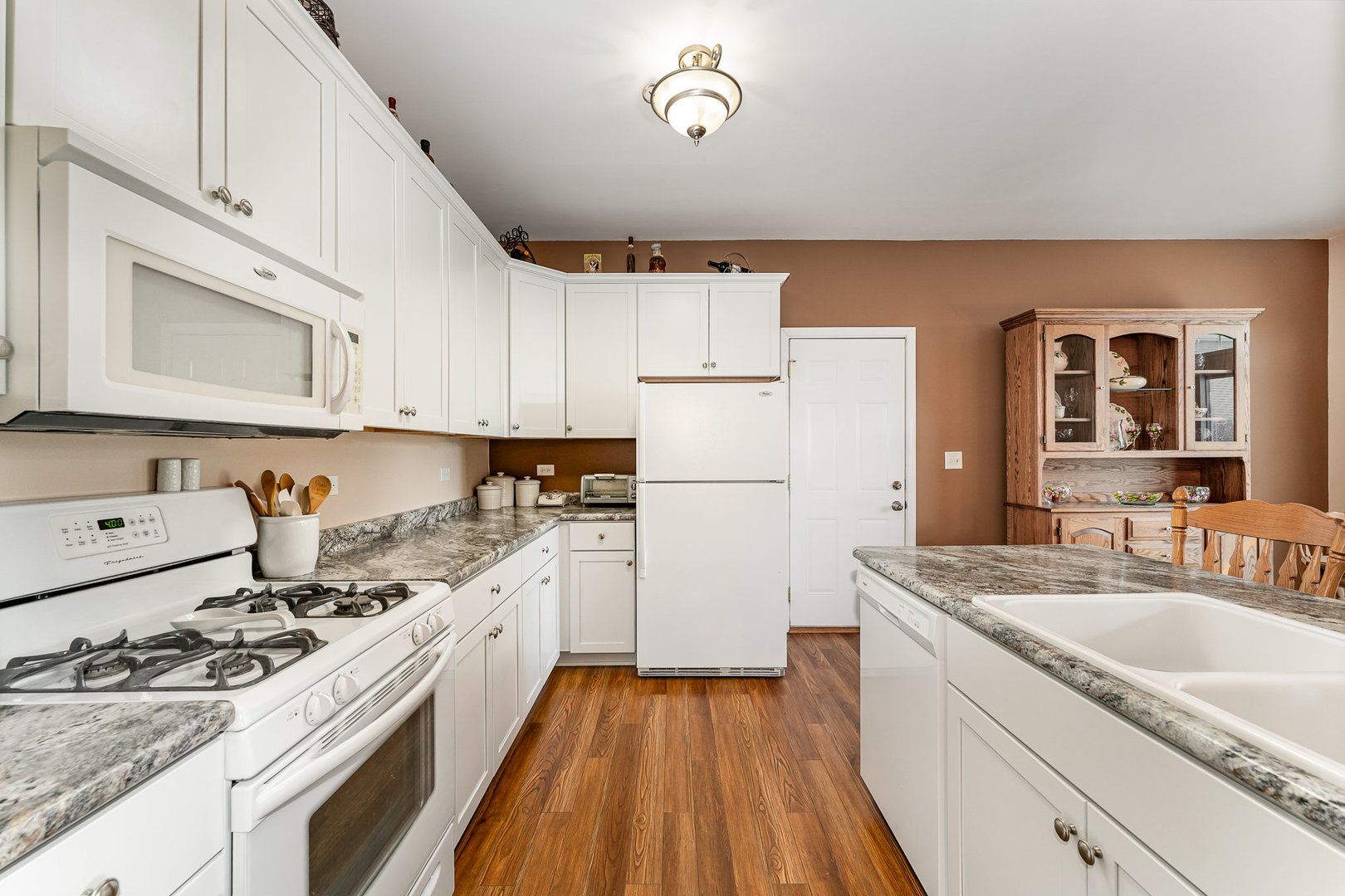 4115 Dalewood Drive, Plainfield, IL 60586