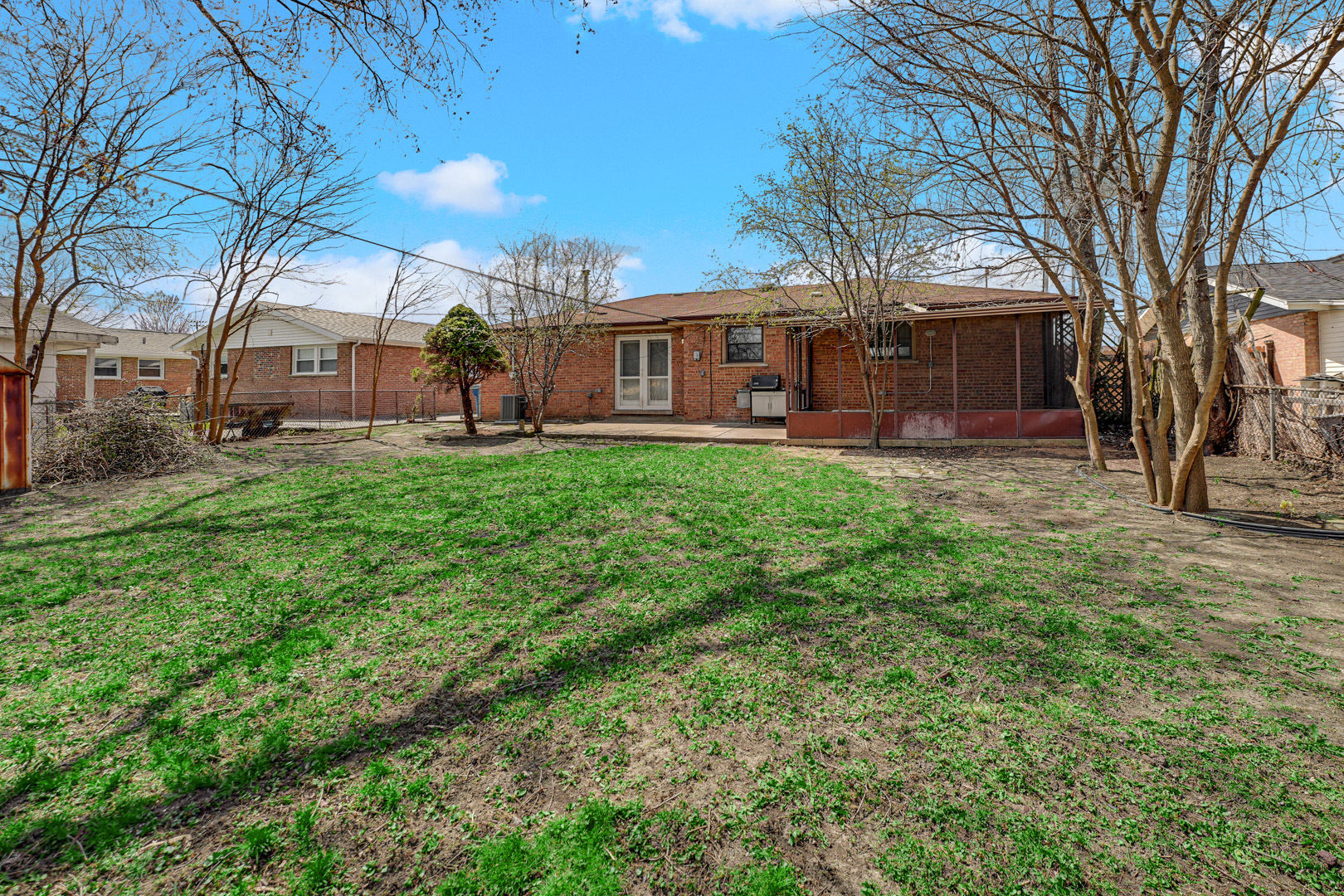 12801 W Playfield Drive, Crestwood, IL 60418