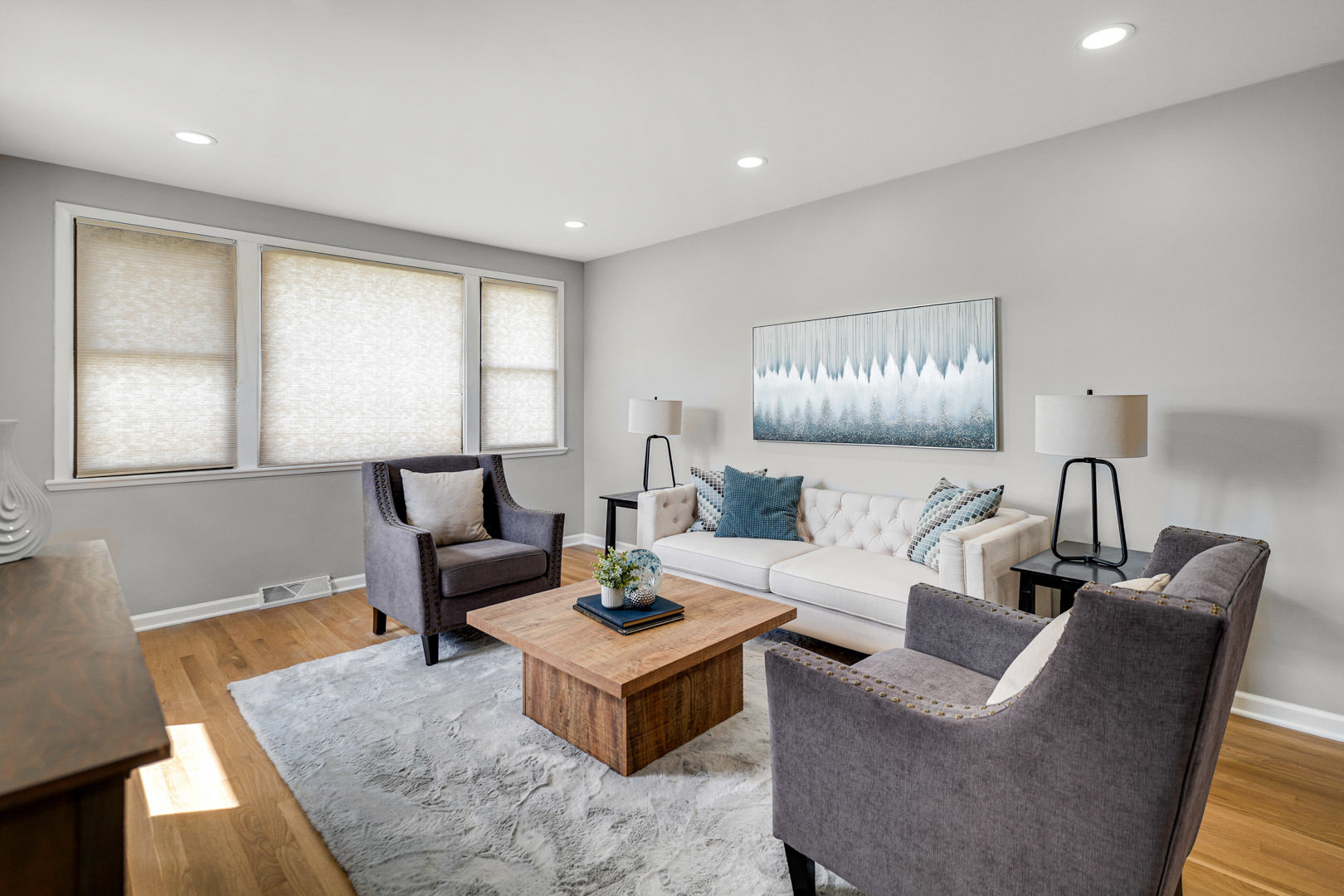 12801 W Playfield Drive, Crestwood, IL 60418