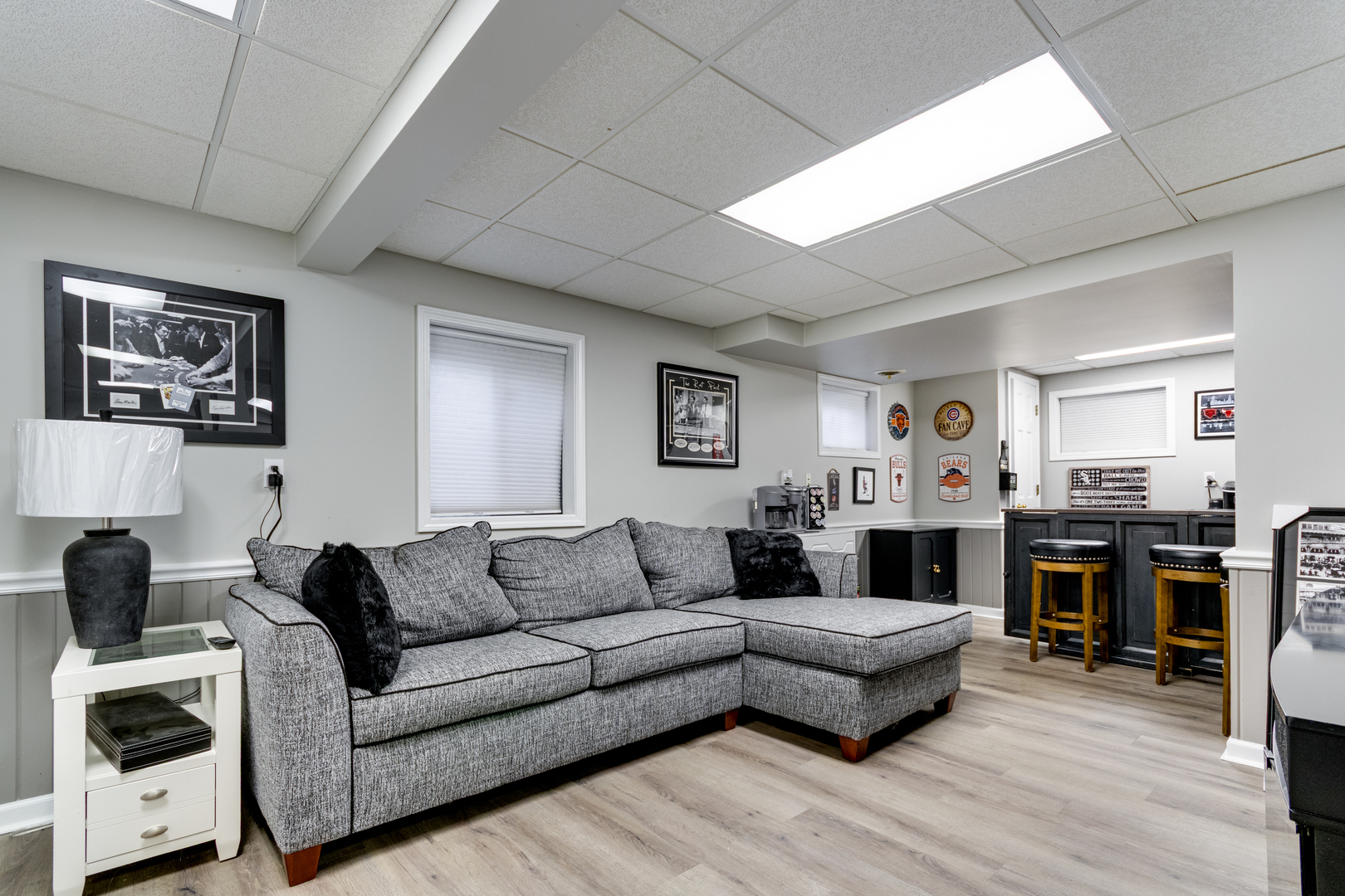 923 Christa Court, Elk Grove Village, IL 60007