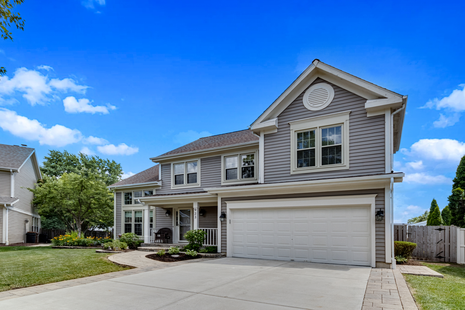 923 Christa Court, Elk Grove Village, IL 60007