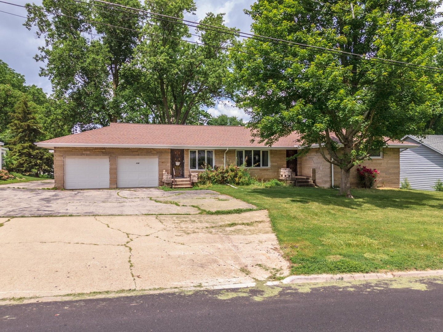 102 E Lincoln Street, Normal, IL 61761