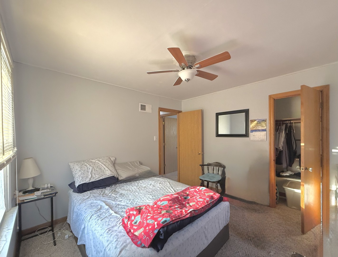 10008 S Tripp Avenue, Oak Lawn, IL 60453