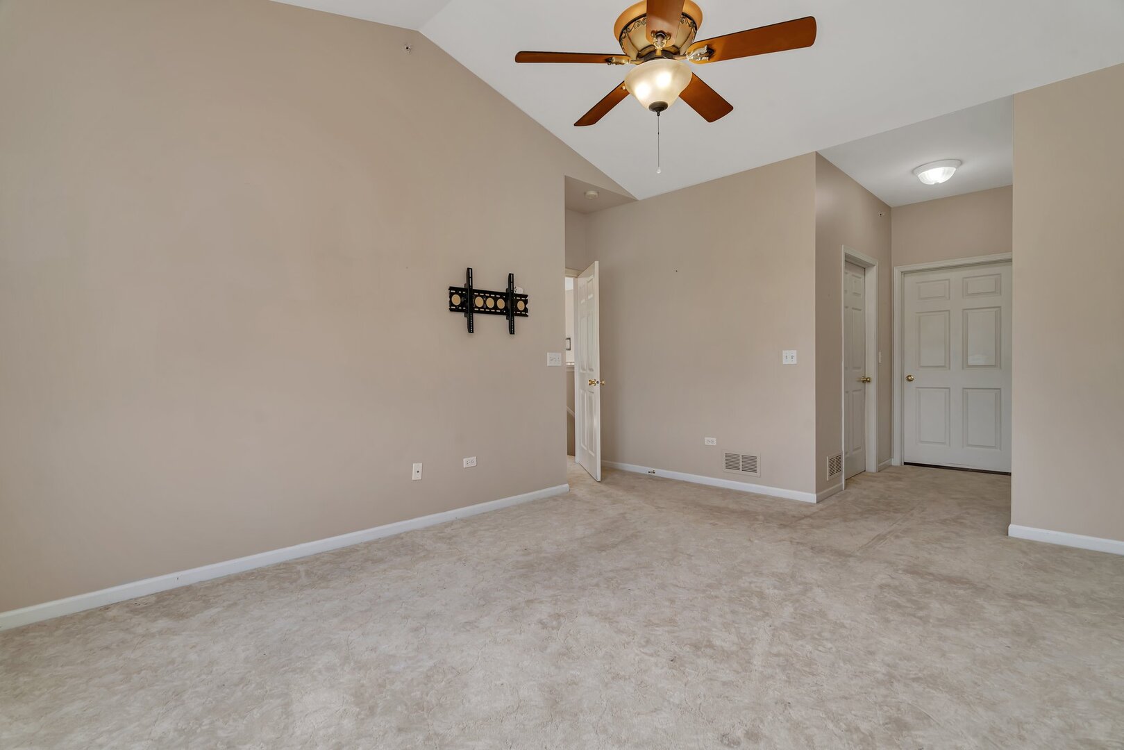2164 Muirfield Court #2164, Yorkville, IL 60560