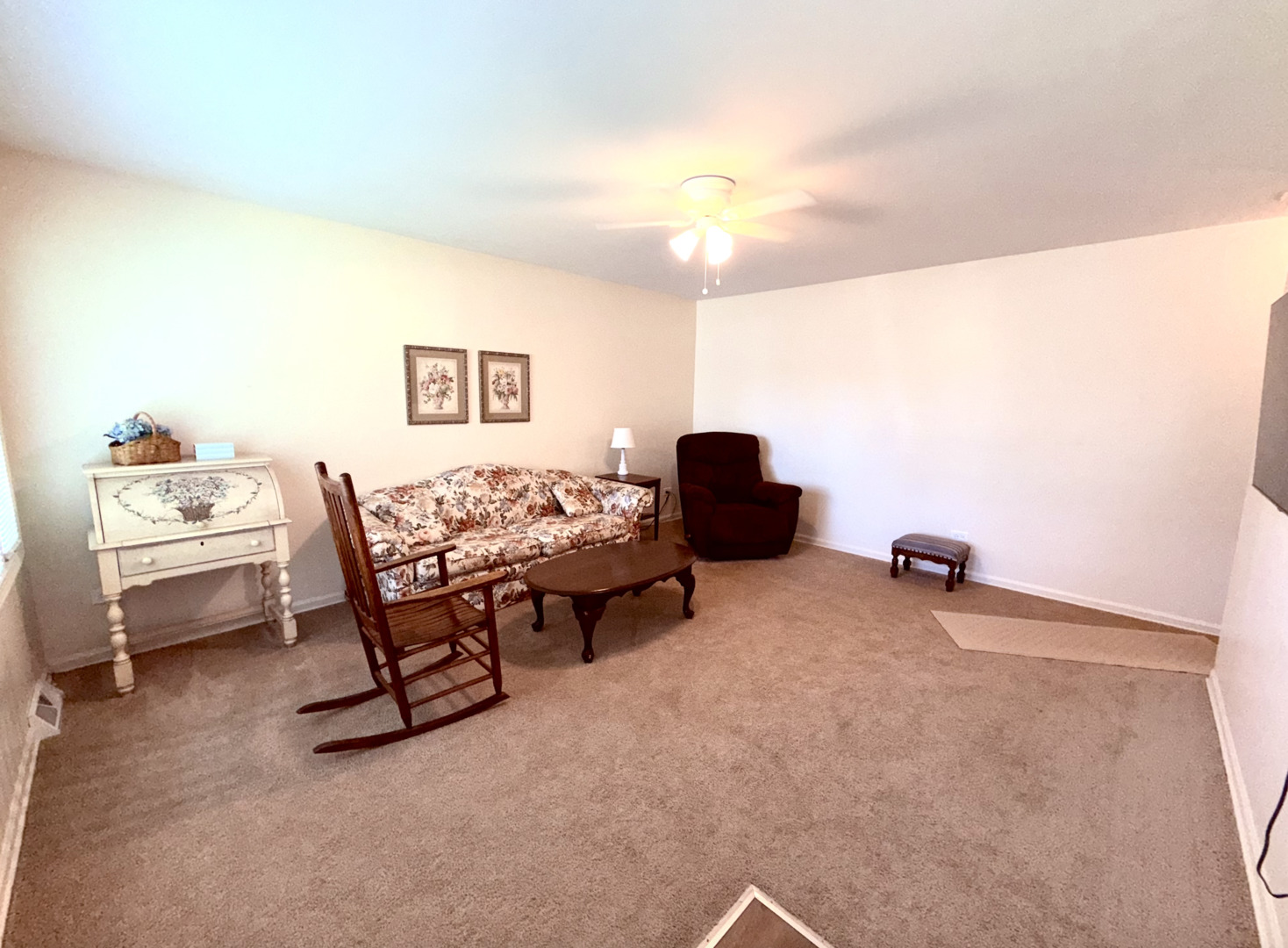 2924 Gideon Avenue, Zion, IL 60099