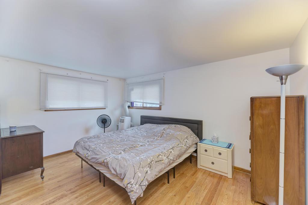 1795 JO ANN Lane, Addison, IL 60101