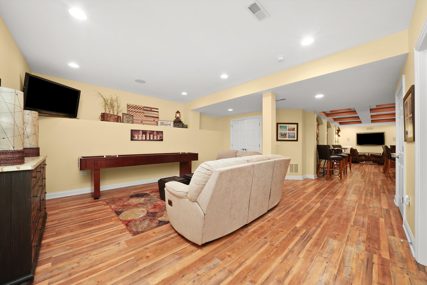 19 LAUGHRY Lane, Palos Park, IL 60464
