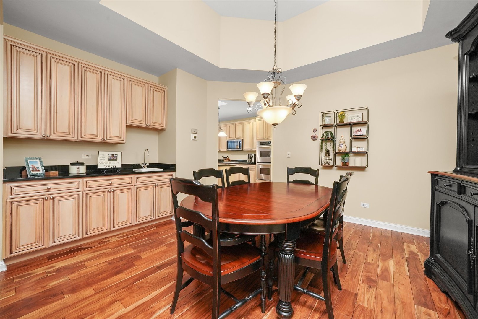 19 LAUGHRY Lane, Palos Park, IL 60464